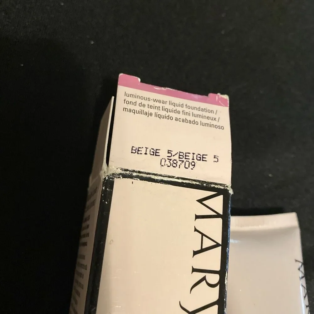 Mary Kay Timewise Luminous Wear Foundation Beige 5